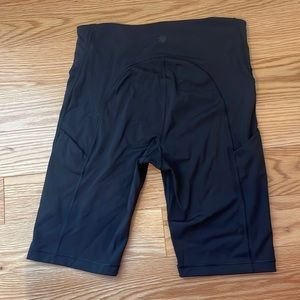 Athletes Ultimate Stash Pocket 9” Short Size Small
